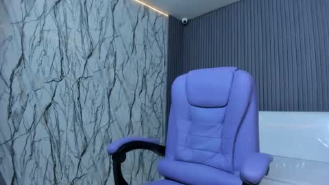 cam_xman online show from April 22, 12:45 pm