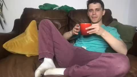 CamDoAttitude online show from May 18, 9:21 pm