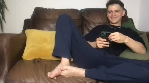 CamDoAttitude online show from July 11, 10:35 pm