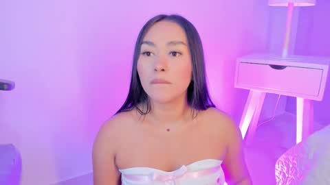 Camelia Smith online show from November 26, 3:15 am