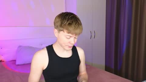 Cameron online show from November 21, 9:40 am