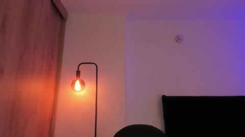 Cameron online show from February 4, 2:15 am