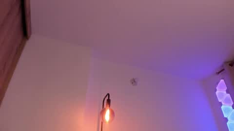 Cameron online show from March 31, 1:28 am