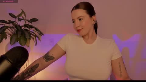 camila   online show from March 5, 10:44 am