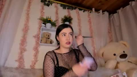 Camii Lopez online show from June 12, 12:20 am