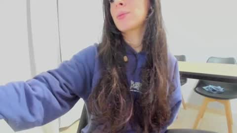 Snapshot of camila_berk chatting on September 23, 6:51 am Cami online show from September 23, 6:51 am