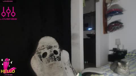 camila online show from April 26, 4:32 am