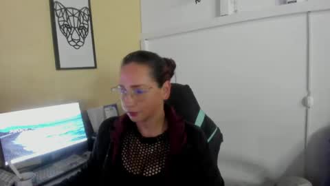 camila_bj online show from May 12, 4:43 am