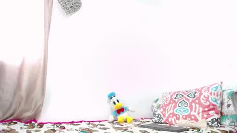 Snapshot of camila_cami chatting on March 6, 7:32 pm Camila online show from March 6, 7:32 pm