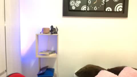 Camila ventura online show from June 8, 1:01 pm