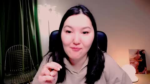 camilamartiez online show from April 19, 10:16 am