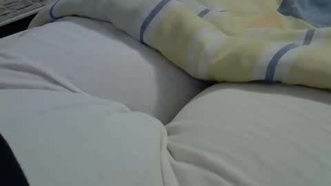 flash 50 tokens BIG CLIT  tits pussy. masturbation big clit 150 tokens fingers inside pussy 1000 tk  pump big clit 300 tk online show from April 19, 6:32 pm