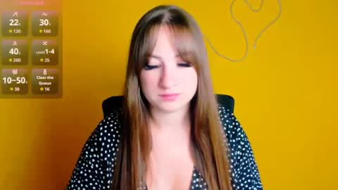 Camilla online show from July 10, 11:15 am