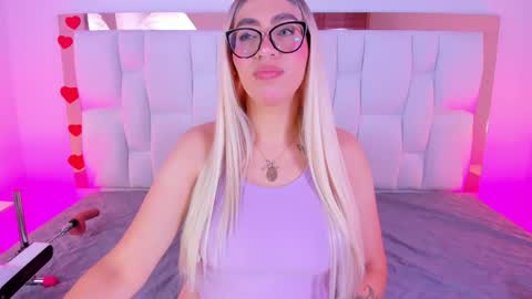 Camille online show from April 19, 12:39 pm