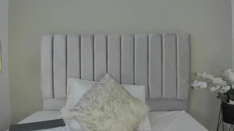 CAMILE online show from September 17, 2:53 pm