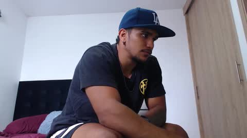camilo_contre21 online show from February 3, 6:56 pm