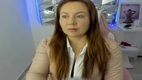 Snapshot of camixxx_m chatting on October 20, 12:32 pm camixxx_m online show from October 20, 12:32 pm