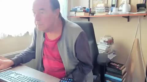 Cammee online show from December 6, 1:16 pm