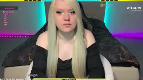 Miley online show from April 21, 11:50 am