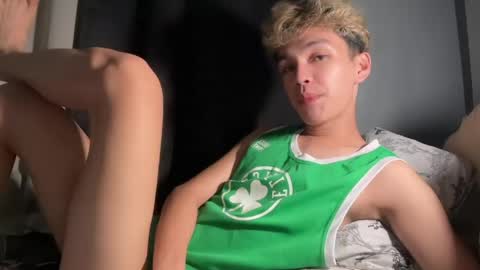 Ethan online show from April 18, 7:58 pm