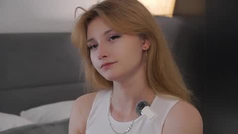 candicemedine online show from May 23, 5:53 pm