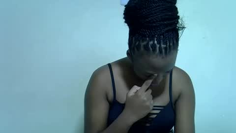 candiemaya online show from January 11, 3:07 pm