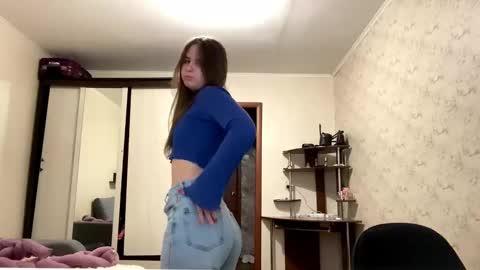 Isabella online show from November 25, 12:15 pm