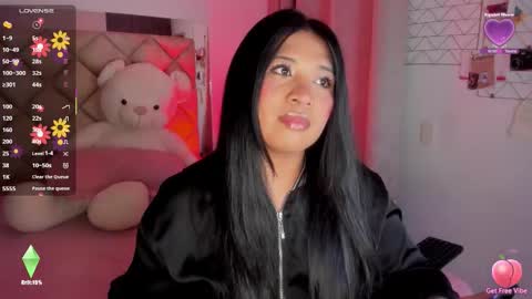   online show from November 9, 11:18 pm