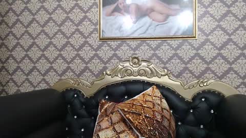 candy online show from November 30, 4:19 am