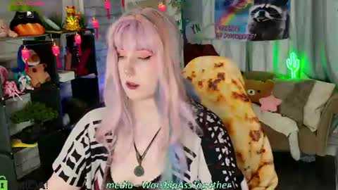 Mary online show from July 8, 1:09 am