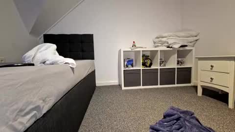 Candy Boy online show from November 9, 12:25 am