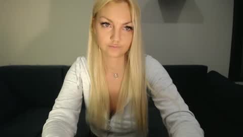 candycathc online show from March 5, 9:26 pm