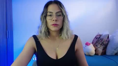 Candy Dowson online show from July 28, 8:52 pm