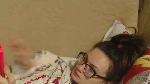 say meow and send tip  online show from March 4, 10:27 pm