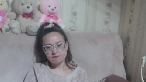 say meow and send tip  online show from April 23, 10:45 am