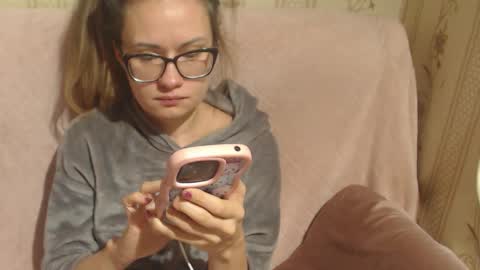 say meow and send tip  online show from December 22, 7:59 am