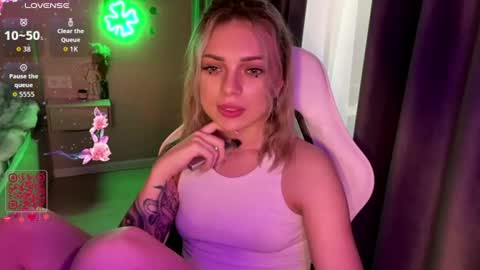 Candy online show from June 13, 2:05 pm
