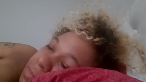 candyredxo2024 online show from September 15, 4:19 pm