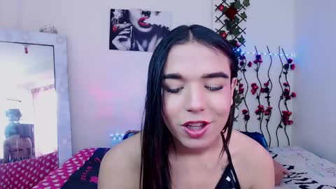 candyy_doll_ online show from April 15, 7:58 pm