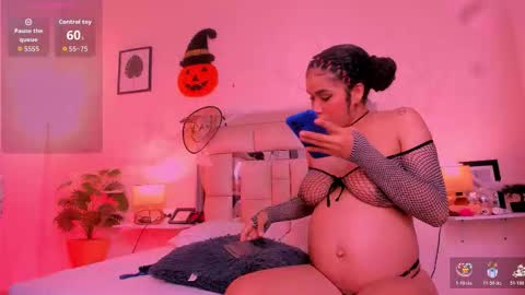 Candy online show from October 28, 7:04 pm