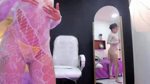 cane  online show from April 29, 1:27 pm