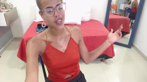 Snapshot of canella_hotx chatting on March 11, 4:51 pm Canela online show from March 11, 4:51 pm