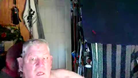 canoelicker69 online show from November 4, 6:20 pm