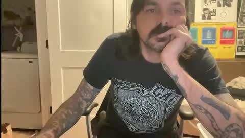 cantleavethehouse online show from January 13, 5:15 am