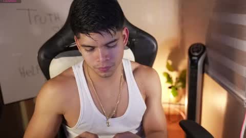 David Capizzi online show from April 16, 2:44 am