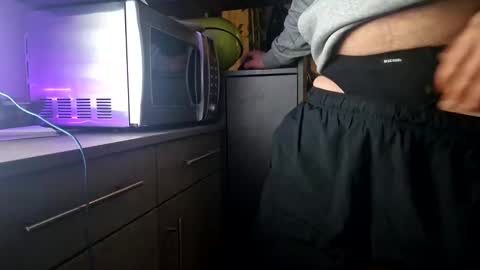 capoo24 online show from March 7, 4:23 am