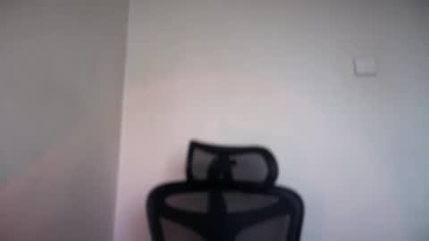 Emma online show from March 5, 7:28 am