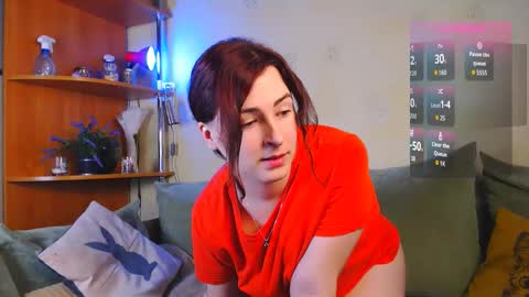 girl - foxi and tranny - kami online show from December 2, 10:24 am