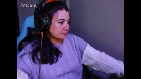 Snapshot of cara890713 chatting on February 8, 7:15 am cara890713 online show from February 8, 7:15 am