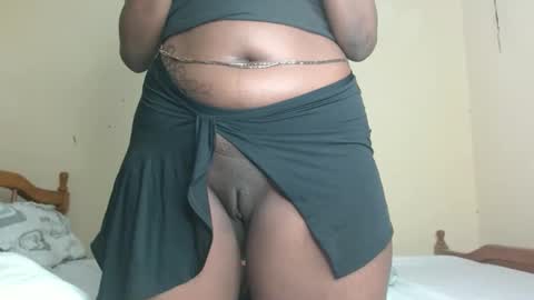 caramelebony_ online show from January 24, 11:02 pm